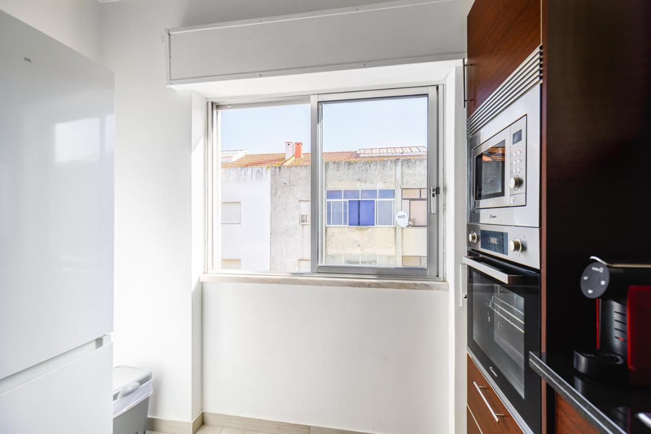 Sleeptubal Moderne Accommodatie Alhos Vedros Buitenkant foto