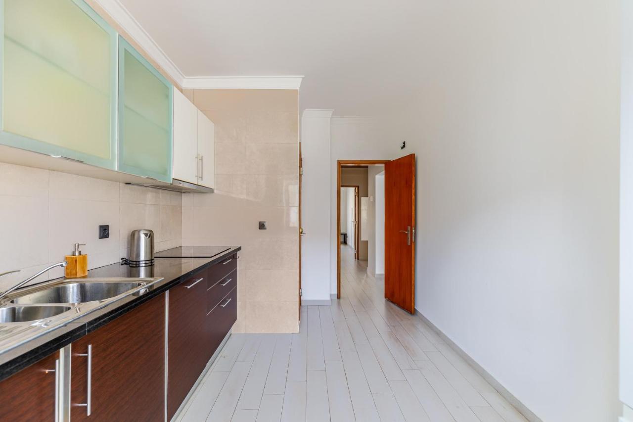 Sleeptubal Moderne Accommodatie Alhos Vedros Buitenkant foto